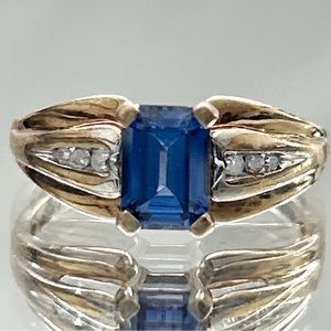 Beautiful Deep Violet Blue Tanzanite Diamond 10 Karat Ring